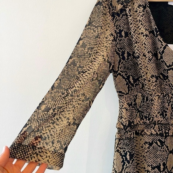 Suncoo Paris Dress Snake Animal Print Longsleeve Wrap Ruffled Sheer Large New - Picture 3 of 12